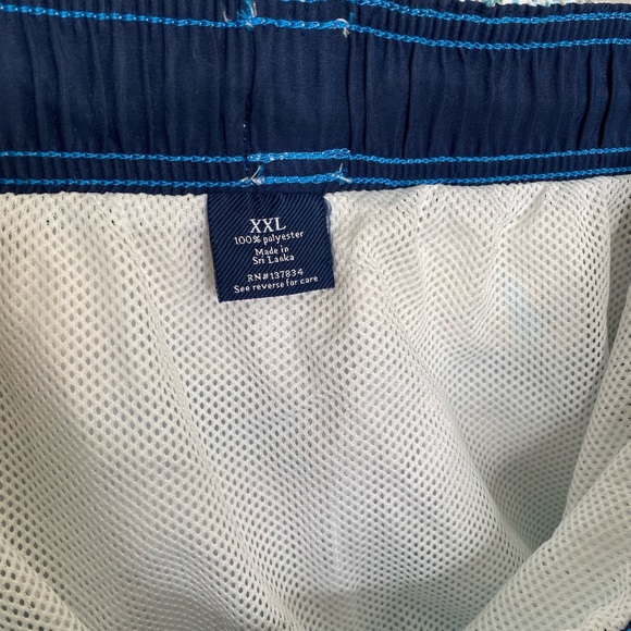 NWT Croft & Barrow Men’s Floral/Beachy Swim Trunks - Picture 3 of 4